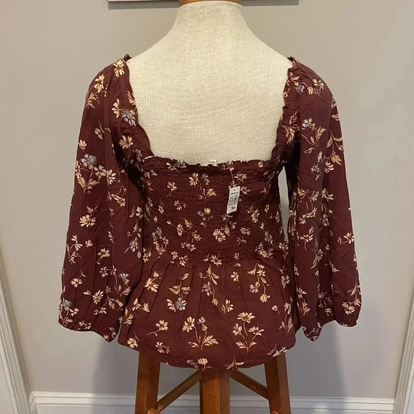 NWT!! Madewell - Lucie Smocked Square Neck Cotton Peplum Blouse in Dark Merlot - Picture 6 of 8